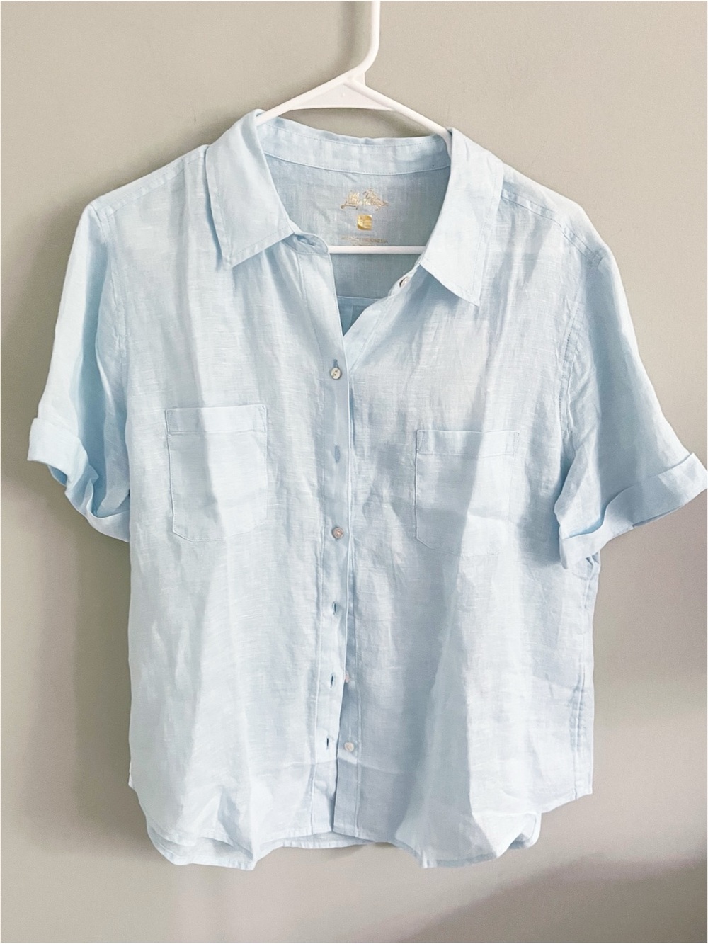 Lilly Pulitzer linen light blue button-down shirt, size L - Picture 2 of 9